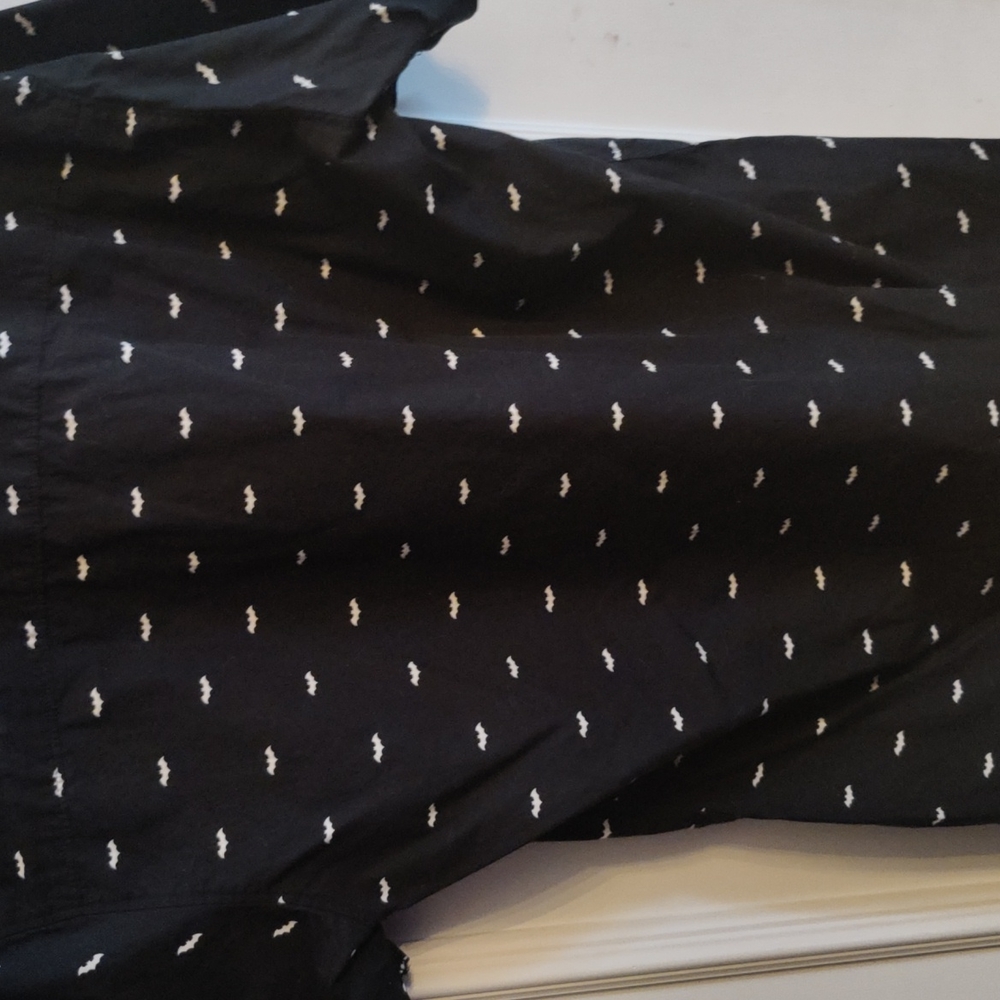 Batman button up - Picture 4 of 4